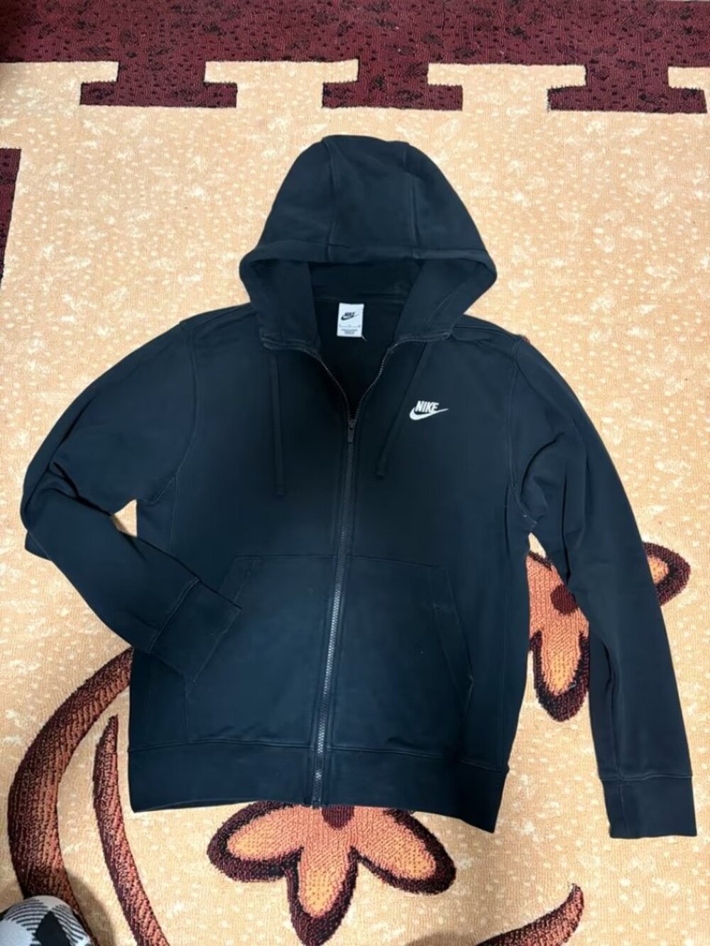 Nike Sportswear Club Full-Zip Hoodie — Black, Size S